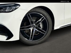 E 220 d T AMG Adv.*AHK*Distronic*Totw.*Night*DAB