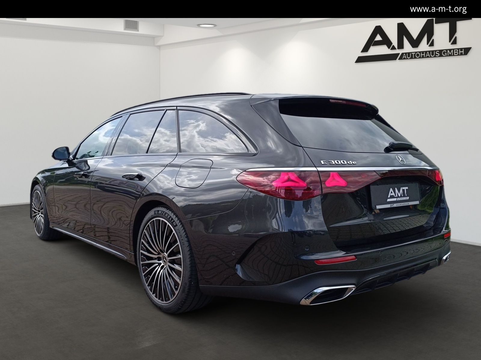 E 300 de T AMG Premium*Pano*AHK*Superscreen*DC