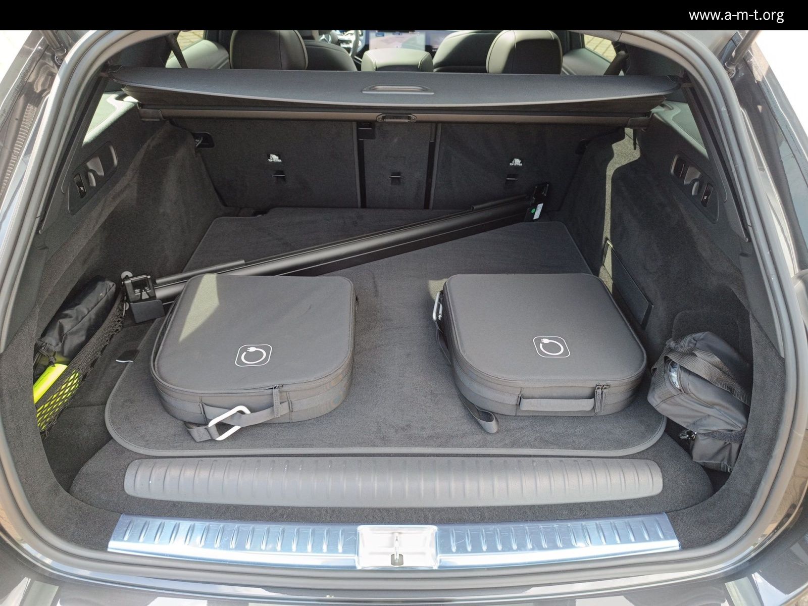 E 300 de T AMG Premium*Pano*AHK*Superscreen*DC