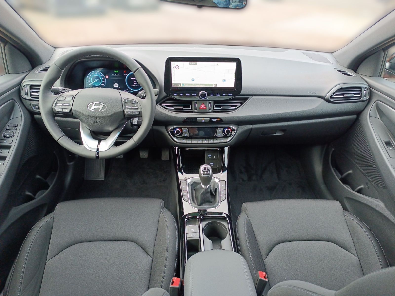 i30 1.5 T-GDI Advantage Panorama+Kamera+LED+Navi