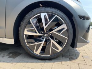 IONIQ 6 UNIQ 77,4 kWh Heck HeadUp*Komfortsitze