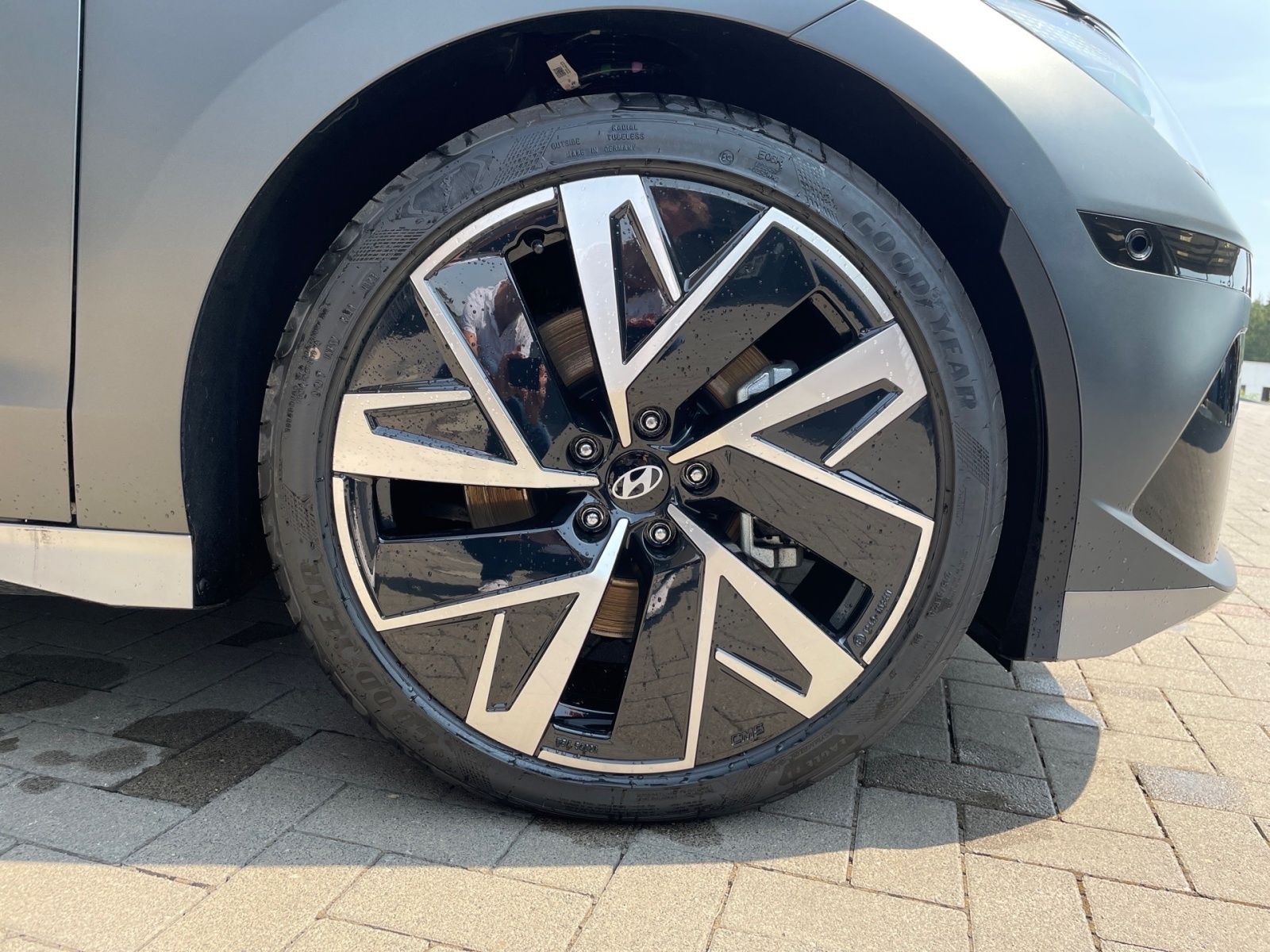 IONIQ 6 UNIQ 77,4 kWh Heck HeadUp*Komfortsitze